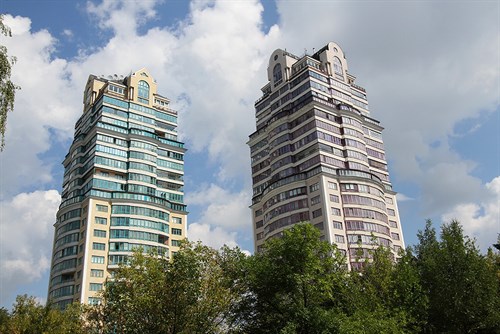 Жилой комплекс Две башни, Москва